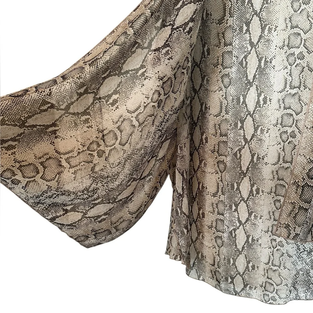 EMORY PARK snake skin print semi sheer short sleeve open front kimono FREE SIZE - Picture 5 of 5